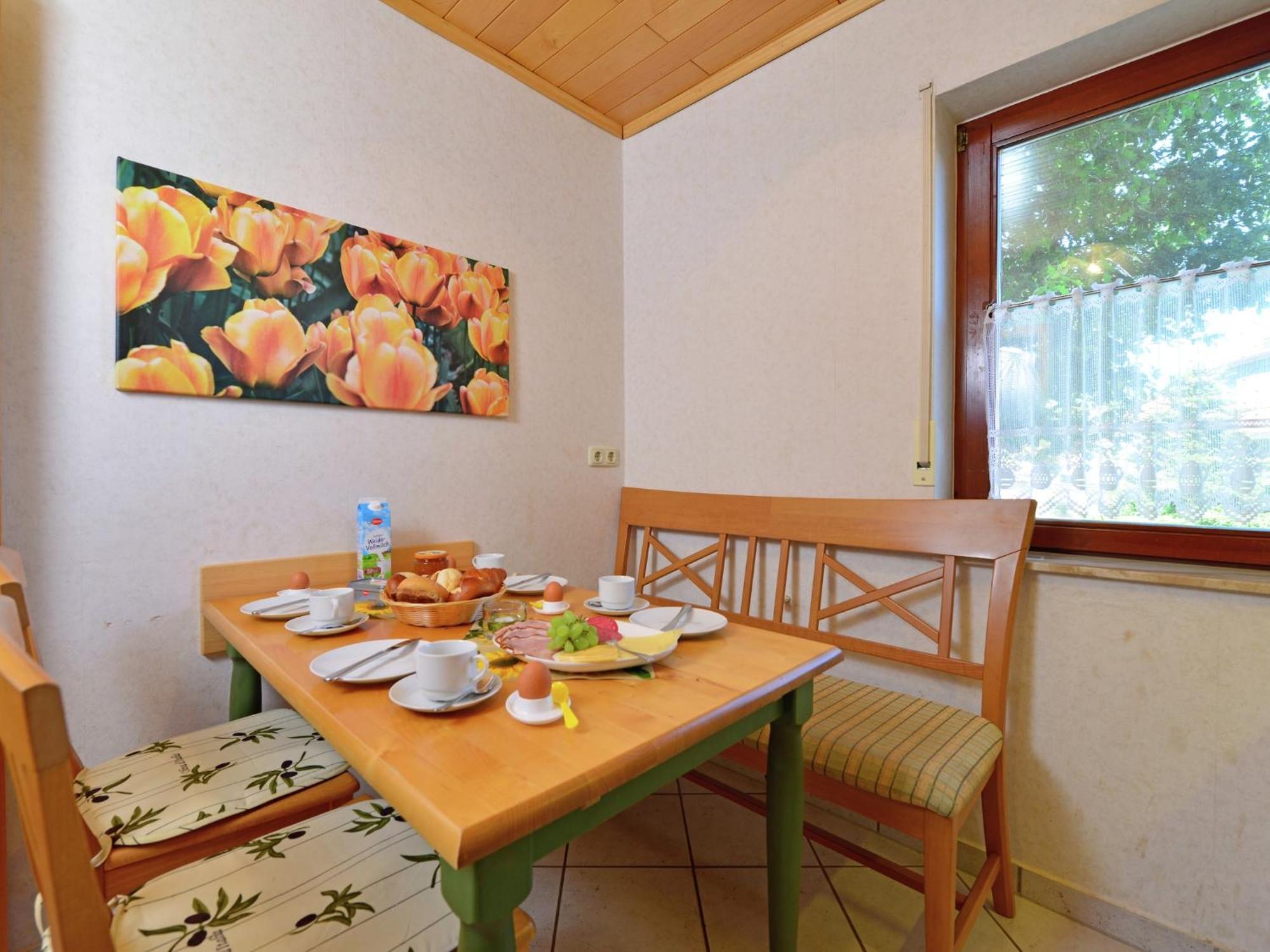 Quaint Apartment In Eimelrod Near Lake And Water Sports Willingen (Upland) Exterior foto