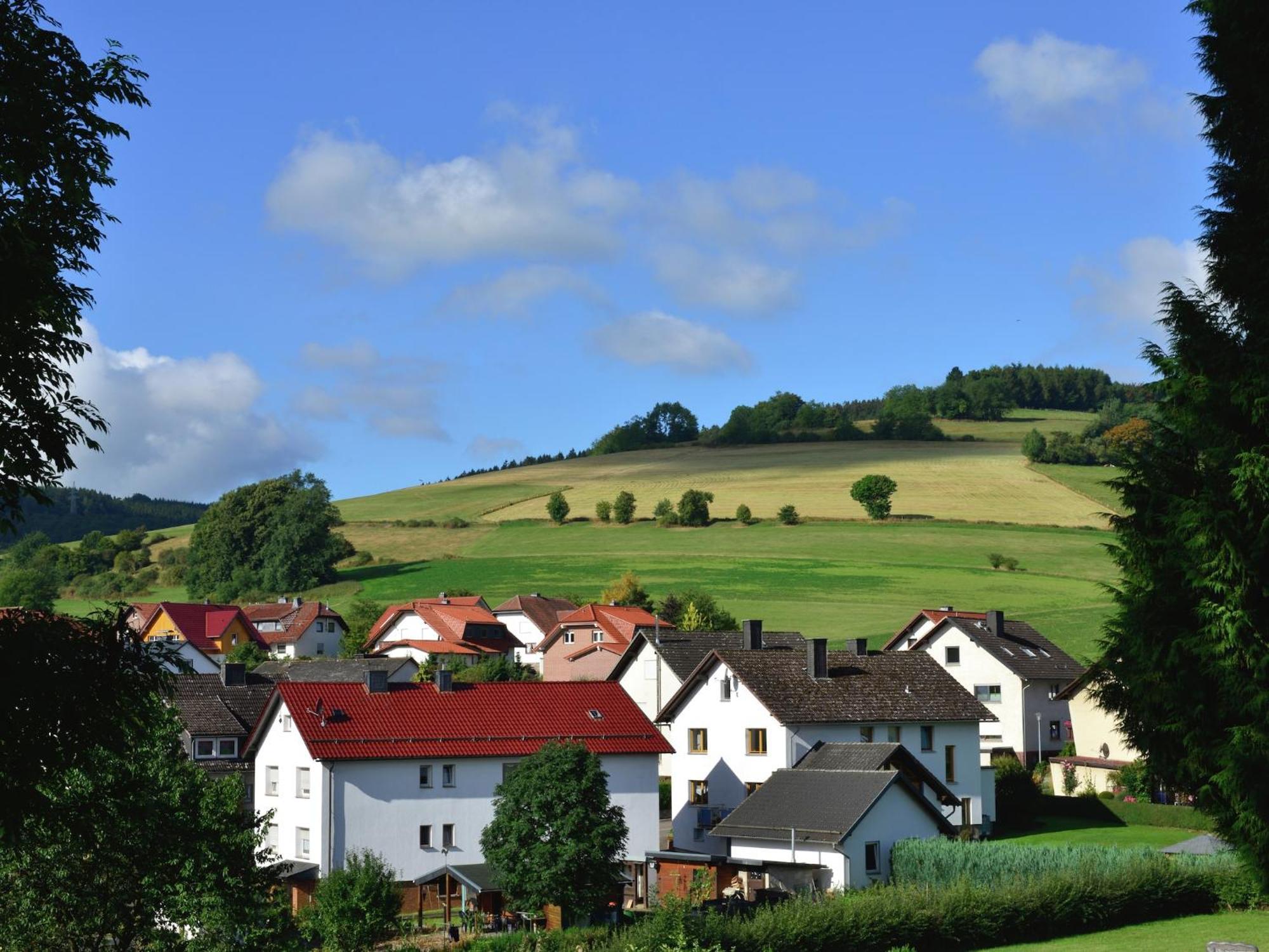 Quaint Apartment In Eimelrod Near Lake And Water Sports Willingen (Upland) Exterior foto